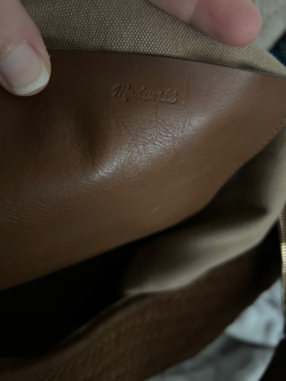 Madewell The Essential Curve Shoulder Bag - Picture 7 of 10